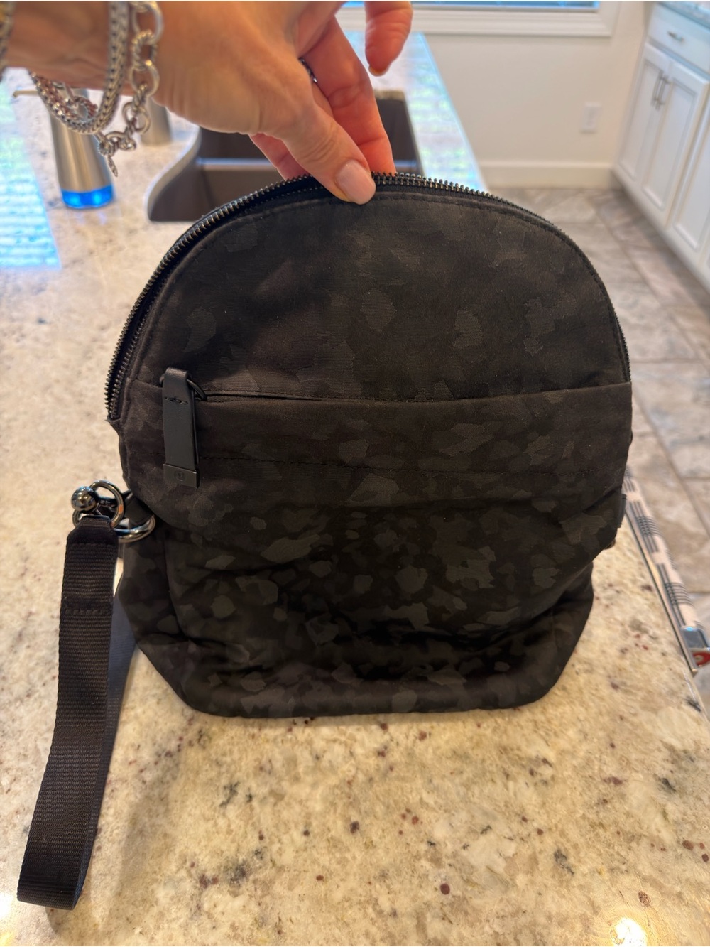 lululemon athletica Black Crossbody Festival Sling Bag with Front Zip Pocket - Picture 7 of 8